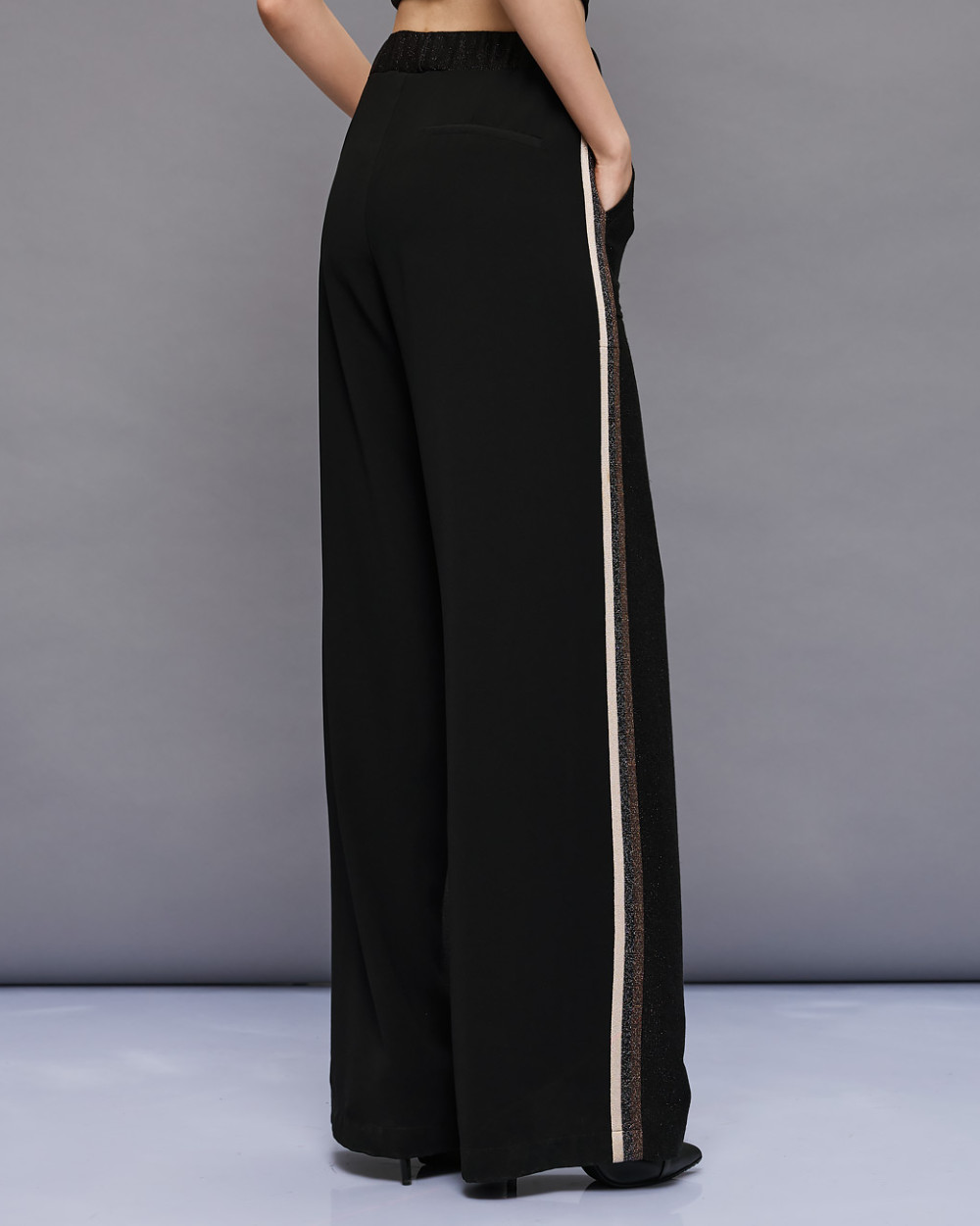 Access Fashion παντελόνι με λάστιχο και φάσα στο πλάι