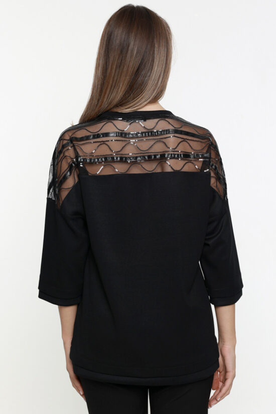 Μπλούζα με σχέδιο στην πλάτη