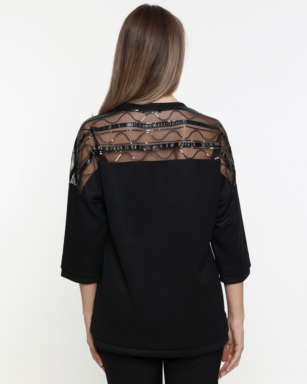 Μπλούζα με σχέδιο στην πλάτη