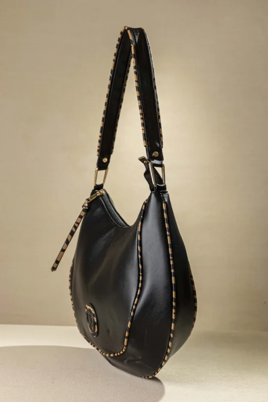 Fragola τσάντα ώμου με ιδιαίτερο κόψιμο και zebra print φινιρίσματα