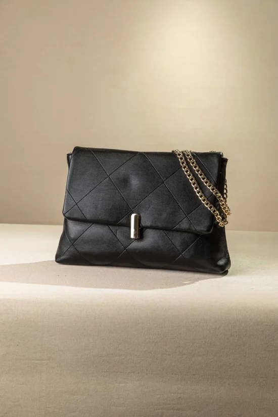 Fragola τσάντα με καπάκι και αλυσίδα