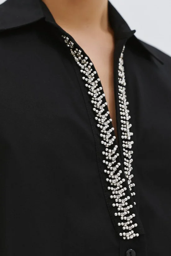 Access Fashion πουκάμισο με V και κέντημα χάντρες