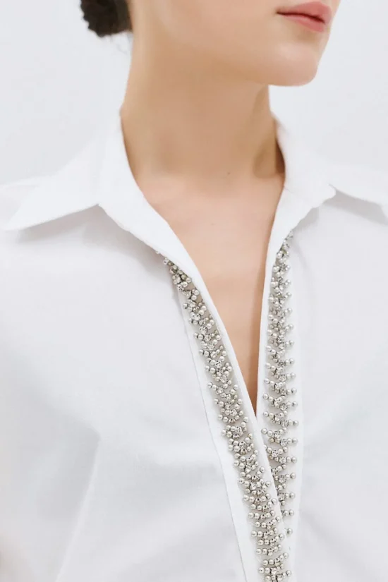 Access Fashion πουκάμισο με V και κέντημα χάντρες