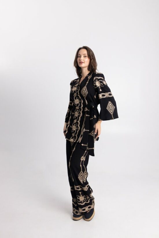 Open Fashion σετ με χρυσές λεπτομέρειες